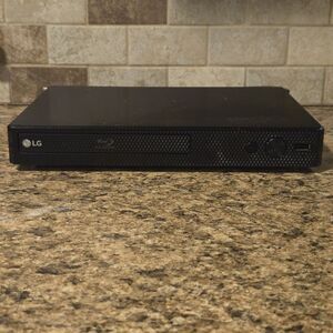 LG BP255-n Bluray/DVD Player Tested Works Power Cord & hdmi Included No Remote